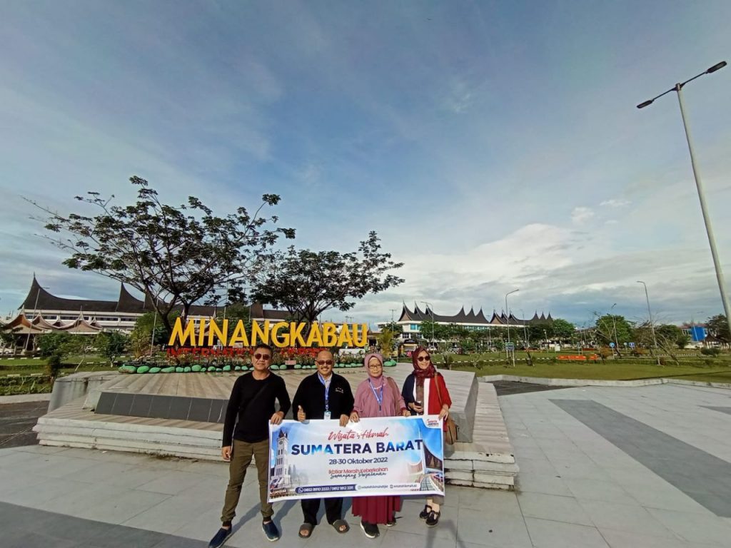 Wisata Hikmah Sumatera Barat 