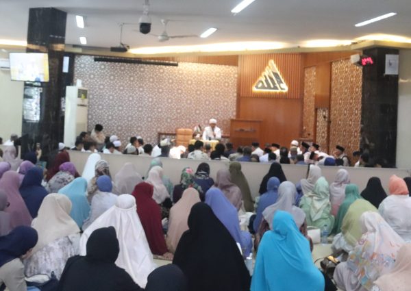 KAJIAN TAWADHU (Ta’lim Waktu Dzuhur) Tematik Setiap Senin-Kamis